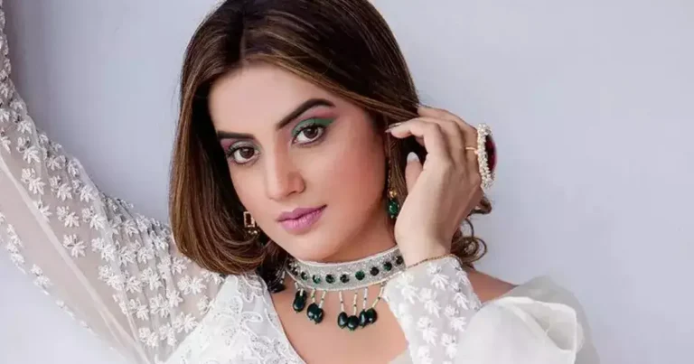 Akshara Singh Husband/Boyfriend Name, Biography, Age, Career & Net Worth